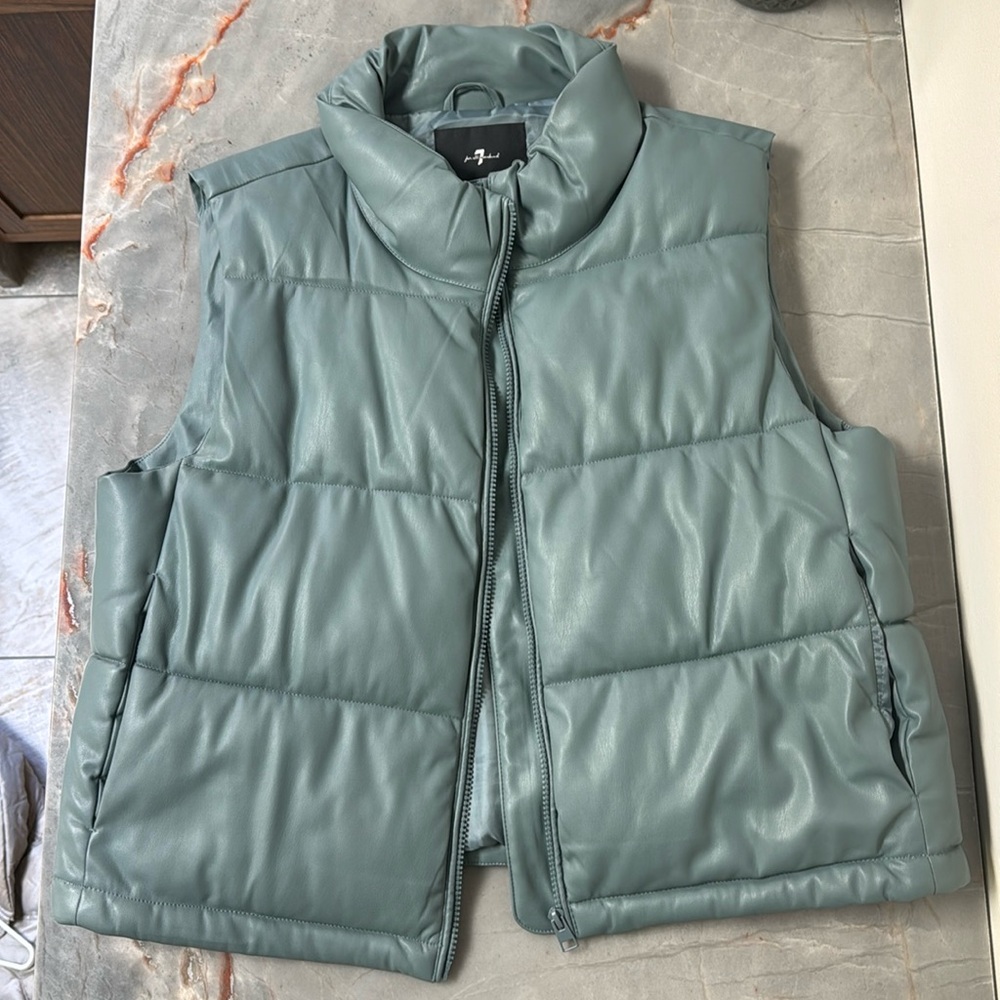 7 for all mankind eggshell blue faux leather puffer vest women’s large